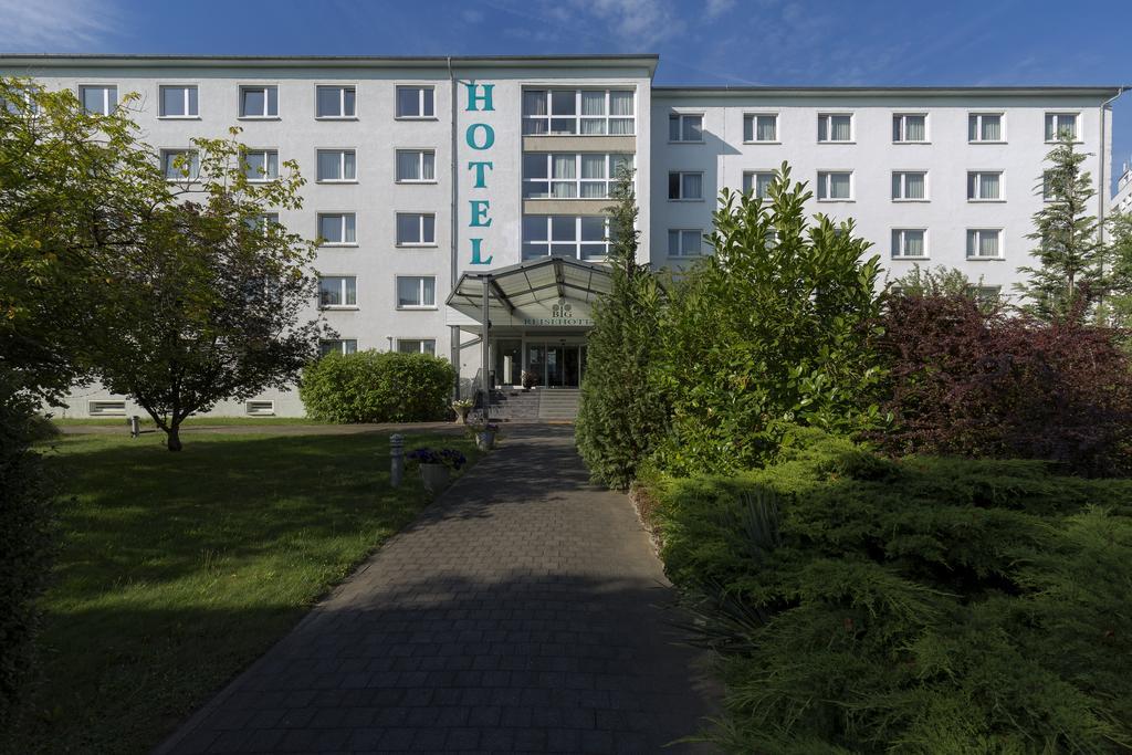 Big Reisehotel Wolfen Extérieur photo